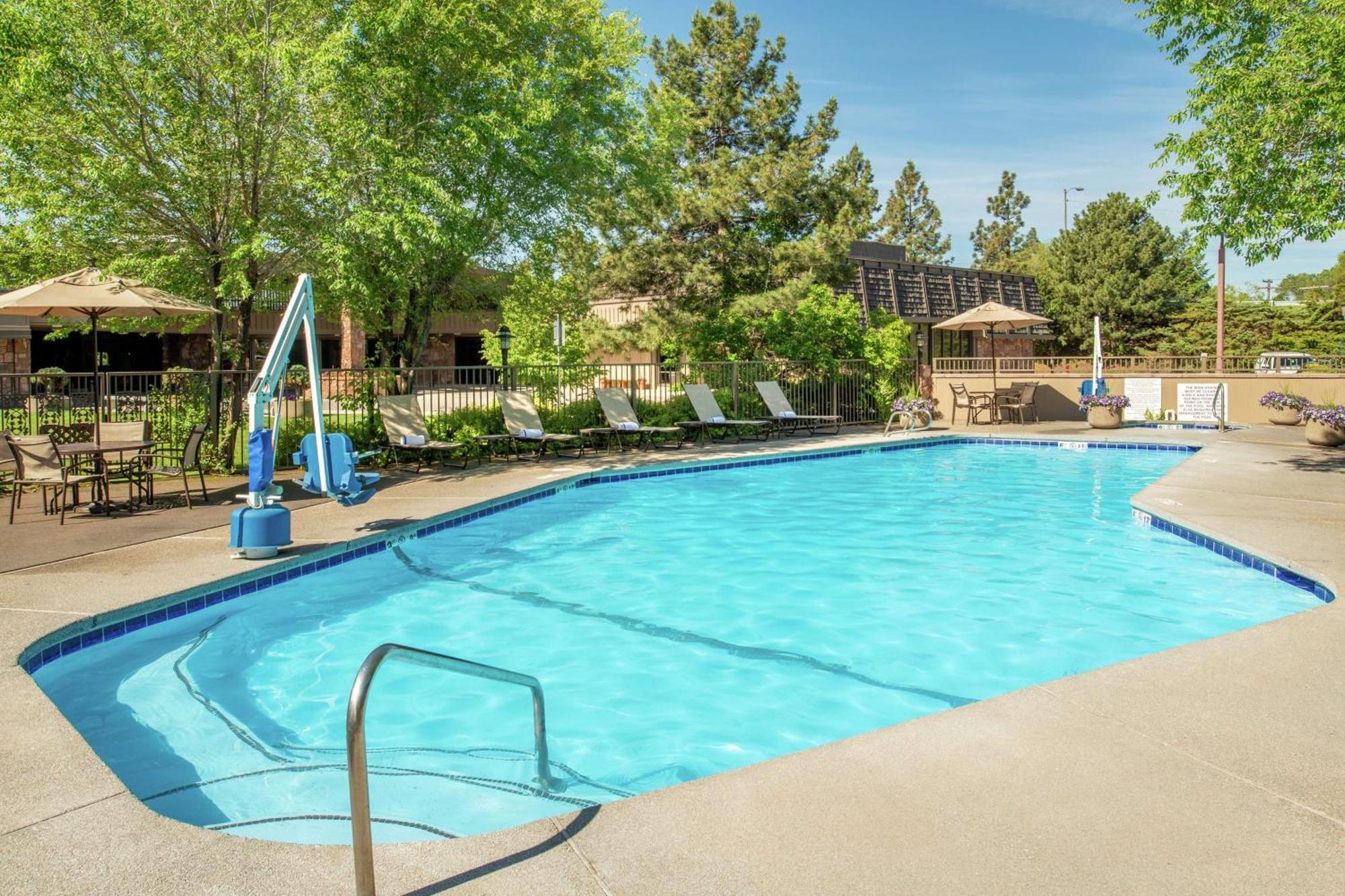 Doubletree By Hilton Missoula Edgewater Otel Dış mekan fotoğraf